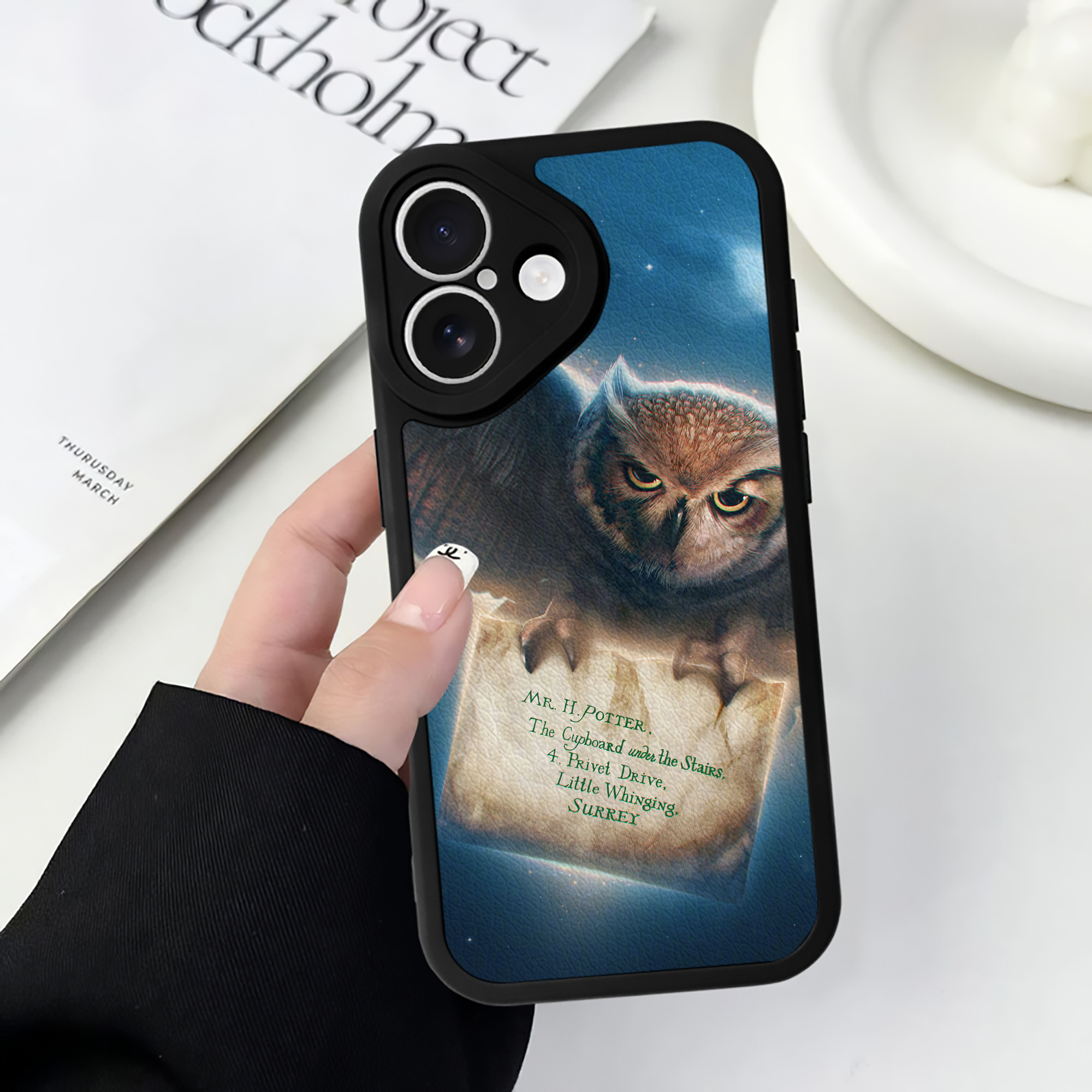 （画像用） Harry Potter ハリー・ポッターシリーズ 【iPhone 16シリーズ対応】シリコンスマホケース（レザー調） 材質：シリコン
